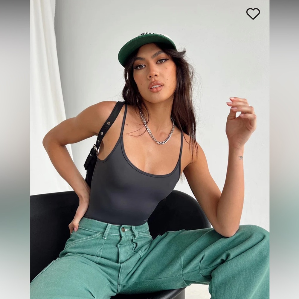 GEARY BODYSUIT GREY